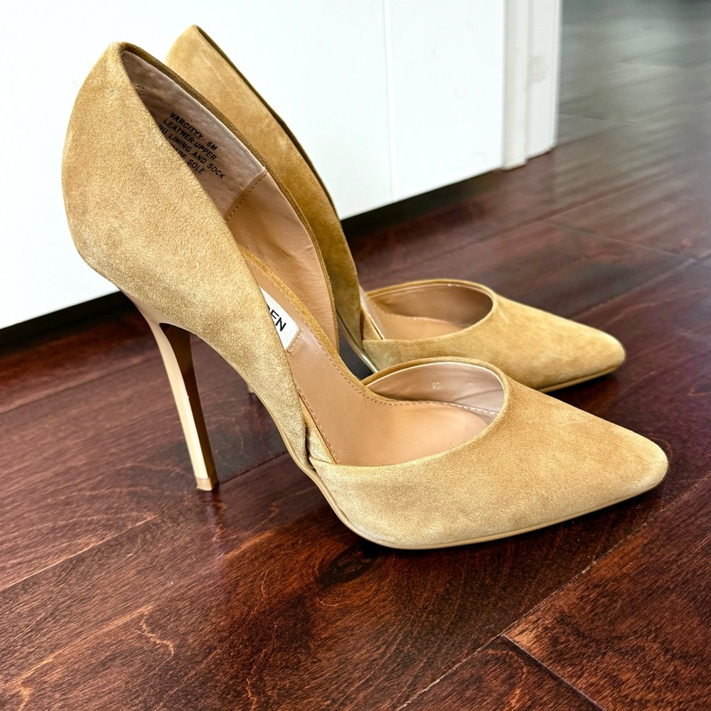 Steve Madden Varcityy Tan Suede Leather Heels Pumps Shoes Stilettos women’s sz 6